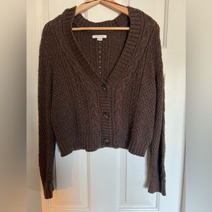 American Eagle Cropped Cardigan